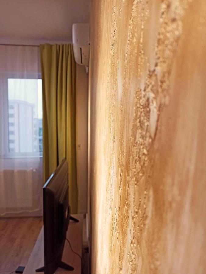 Stylish, Modern 2 Rooms Flat With City View, Near Presidential Palace Бухарест Екстер'єр фото