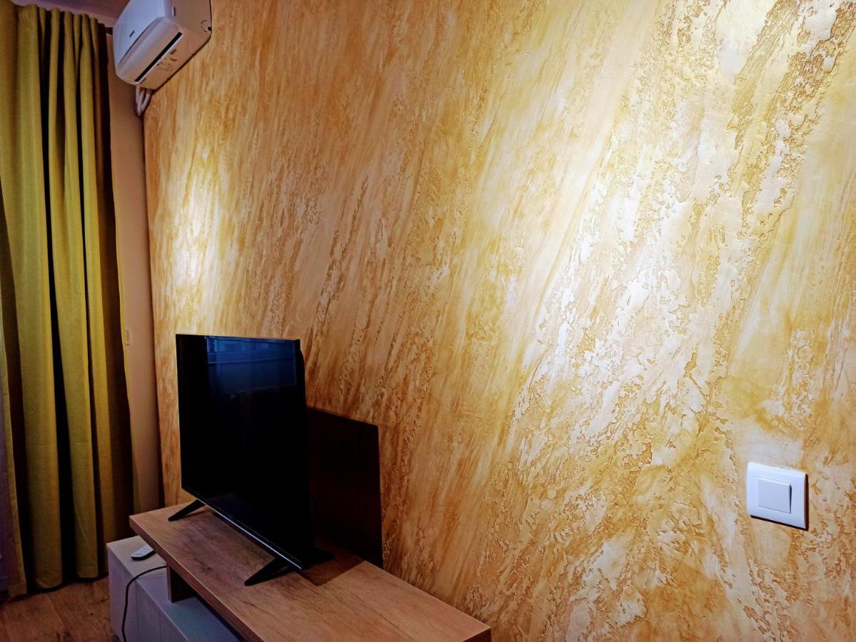 Stylish, Modern 2 Rooms Flat With City View, Near Presidential Palace Бухарест Екстер'єр фото